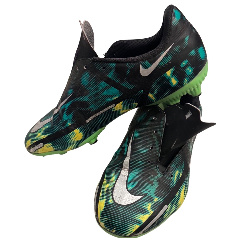 Nike Phantom GT Club DF Turf Soccer Cleats Green Black Kids Size 5 y preloved‎